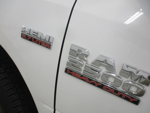 Used 2013 RAM 2500 Tradesman w/ Protection Group image 7