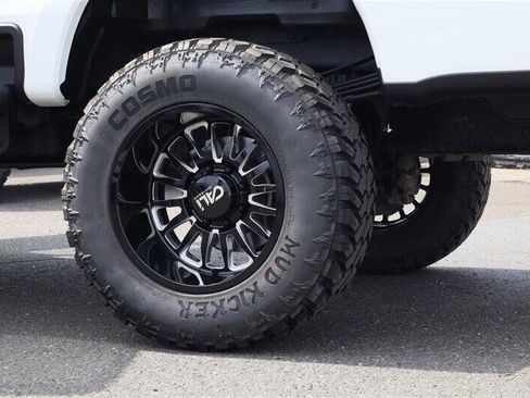 Used 2023 Ford F350 Platinum AWD/4WD image 38