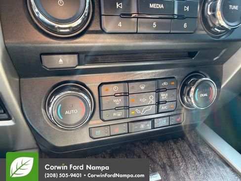 Used 2017 Ford F350 Lariat w/ Lariat Ultimate Package AWD/4WD image 13