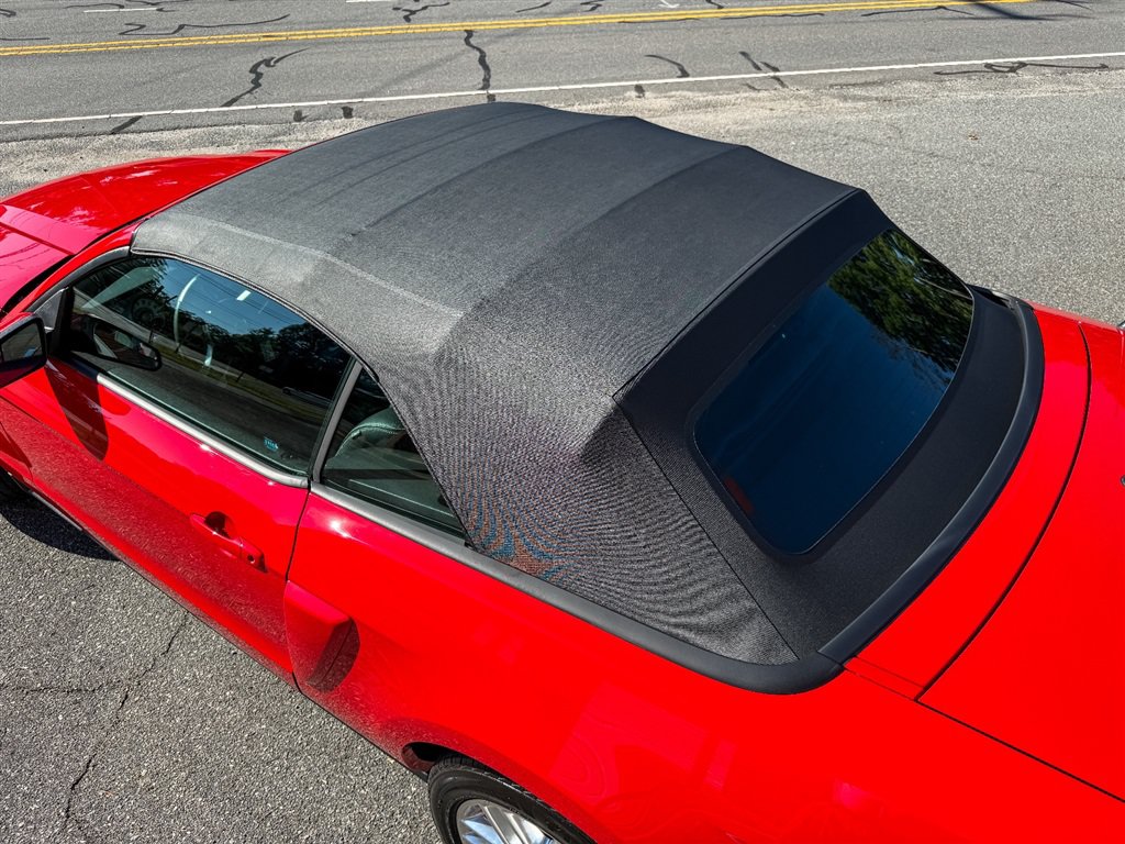 Used 2012 Ford Mustang Premium RWD image 5