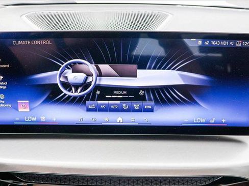 Used 2025 BMW 230i xDrive Coupe w/ M Sport Package image 18