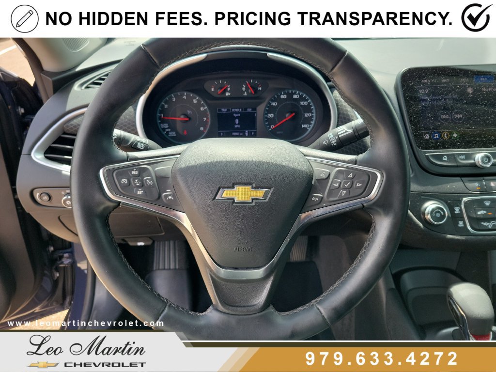 Used 2025 Chevrolet Malibu RS FWD image 17