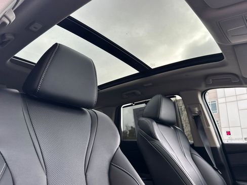 Certified 2023 Acura MDX FWD w/ Technology Package image 19