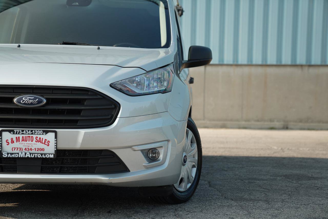 Used 2022 Ford Transit Connect XLT FWD image 2