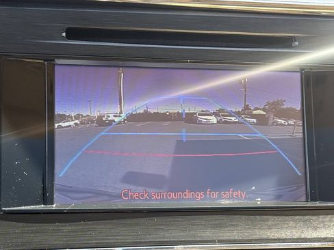 Used 2013 Toyota Avalon XLE Premium FWD image 15