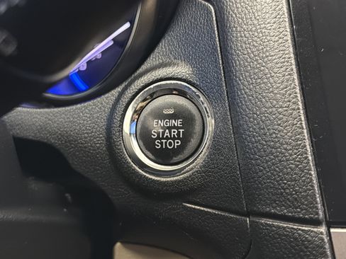 Used 2015 Subaru Outback 3.6R Limited image 21