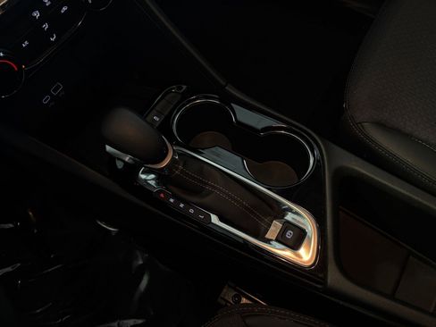 Used 2025 Buick Encore GX Preferred image 40