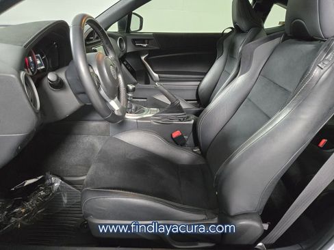 Used 2019 Toyota 86 image 10