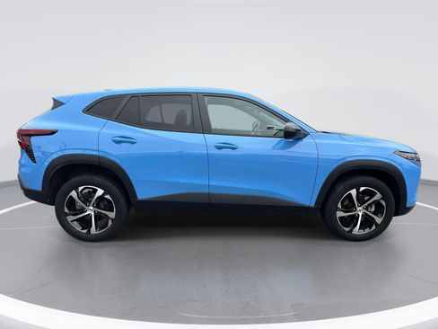 Certified 2024 Chevrolet Trax RS w/ Driver Confidence Package FWD image 4