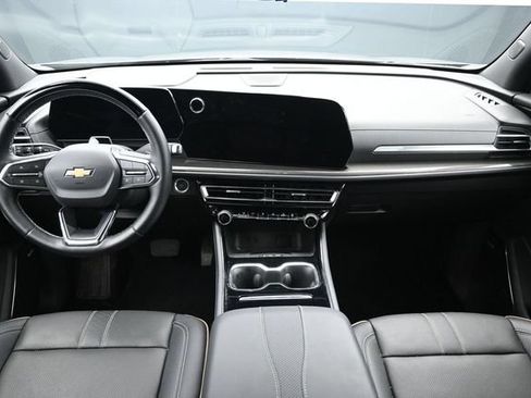 Used 2026 Chevrolet Traverse High Country w/ LPO, Floor Liner Package AWD/4WD image 17