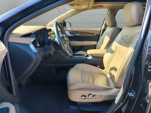 Used 2023 Cadillac XT5 Premium Luxury w/ Platinum Package image 19