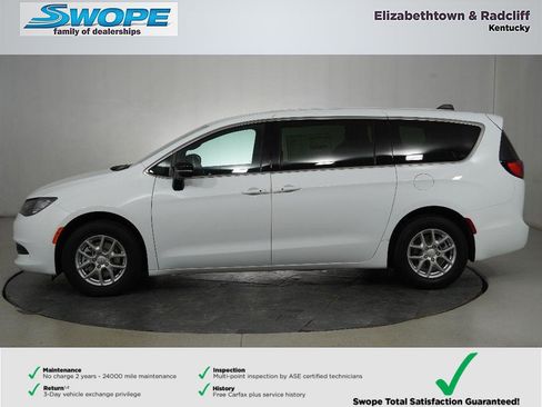 New 2026 Chrysler Voyager LX image 6