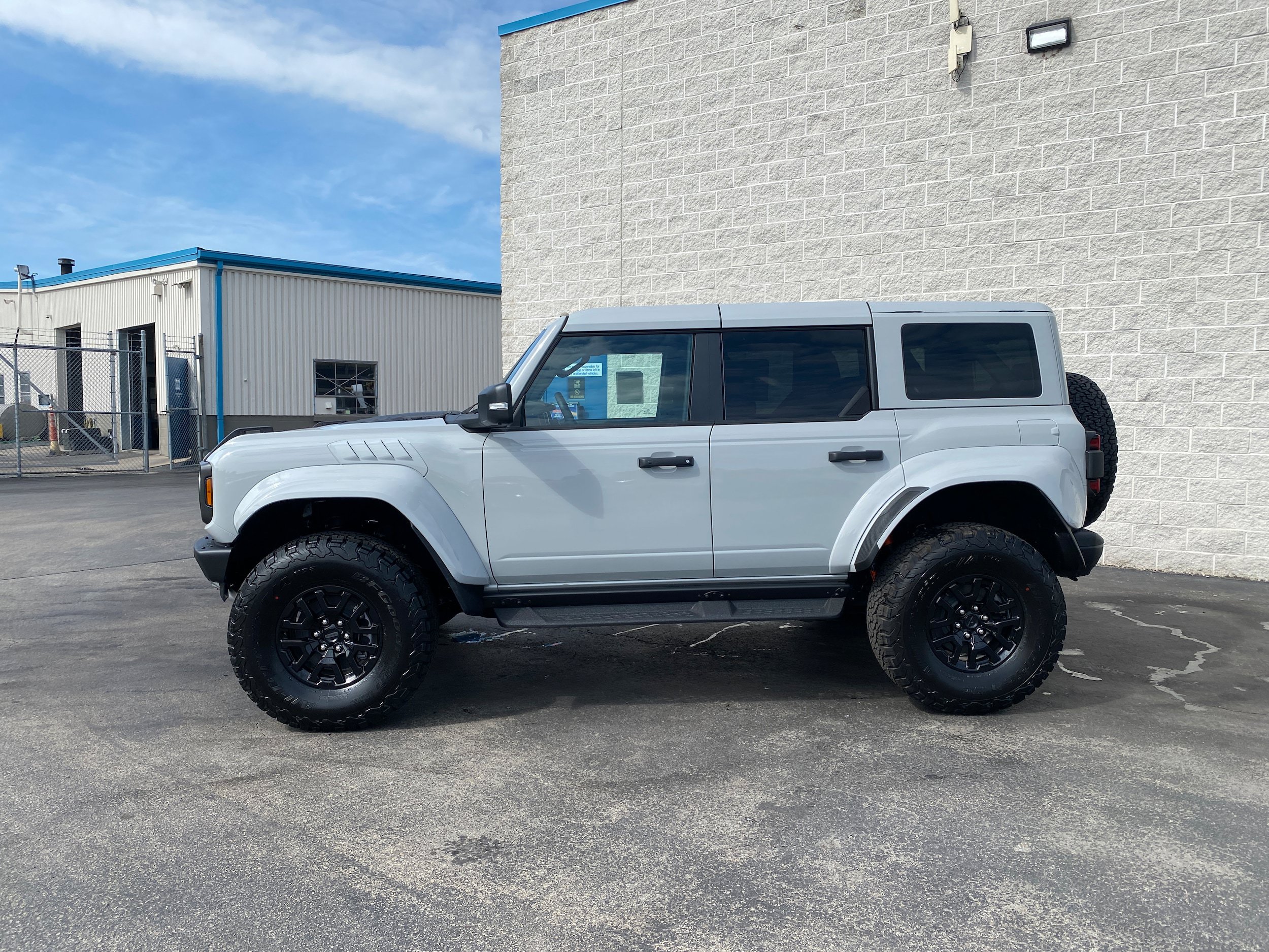 New 2026 Ford Bronco Raptor AWD/4WD image 5