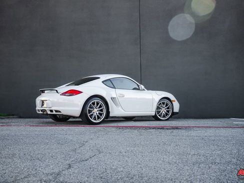 Used 2011 Porsche Cayman image 17