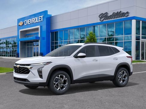 New 2026 Chevrolet Trax LT FWD image 3