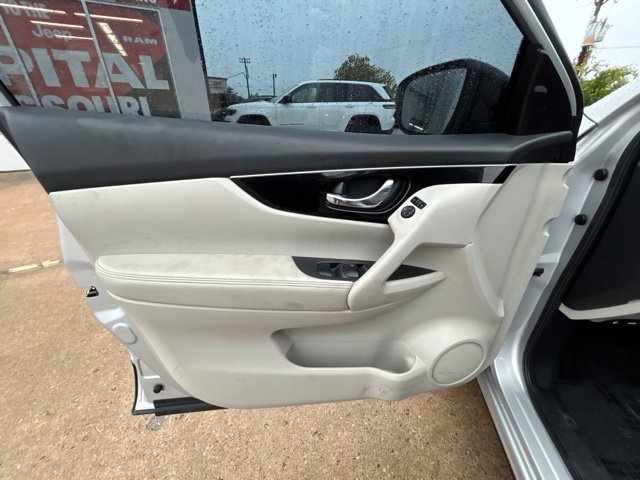 Used 2021 Jeep Renegade Limited w/ Sun & Sound Group AWD/4WD image 44