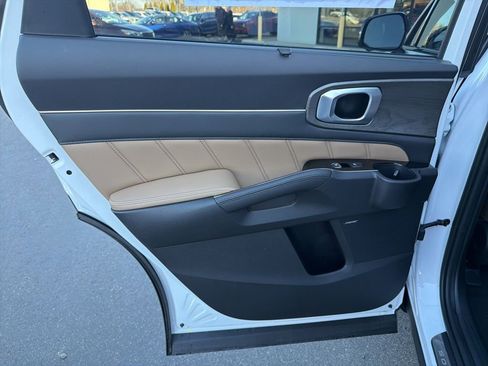 New 2026 Kia Sorento SX Prestige w/ Olive Brown Leather Package AWD/4WD image 21