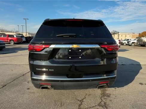 Used 2023 Chevrolet Traverse High Country w/ LPO, Floor Liner Package image 7