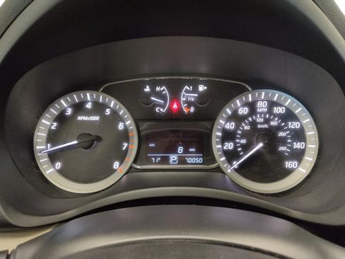 Used 2015 Nissan Sentra SV w/ Style Package FWD image 22