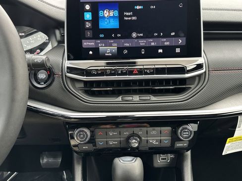 New 2026 Jeep Compass Trailhawk image 21