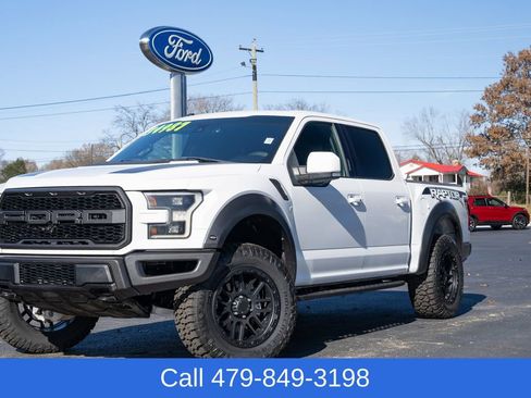Used 2017 Ford F150 Raptor w/ Equipment Group 802A Luxury image 2