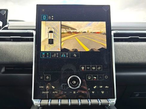 New 2026 GMC Sierra EV Elevation image 22