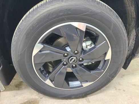 New 2026 Nissan Rogue SV w/ SV Premium Package image 25