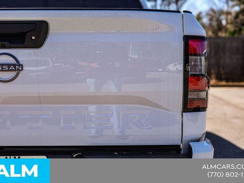 Certified 2025 Nissan Frontier SV w/ SV Convenience Package RWD image 14