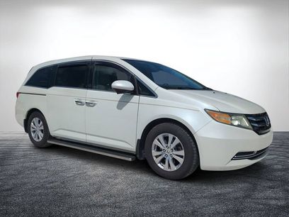 Used 2017 Honda Odyssey SE