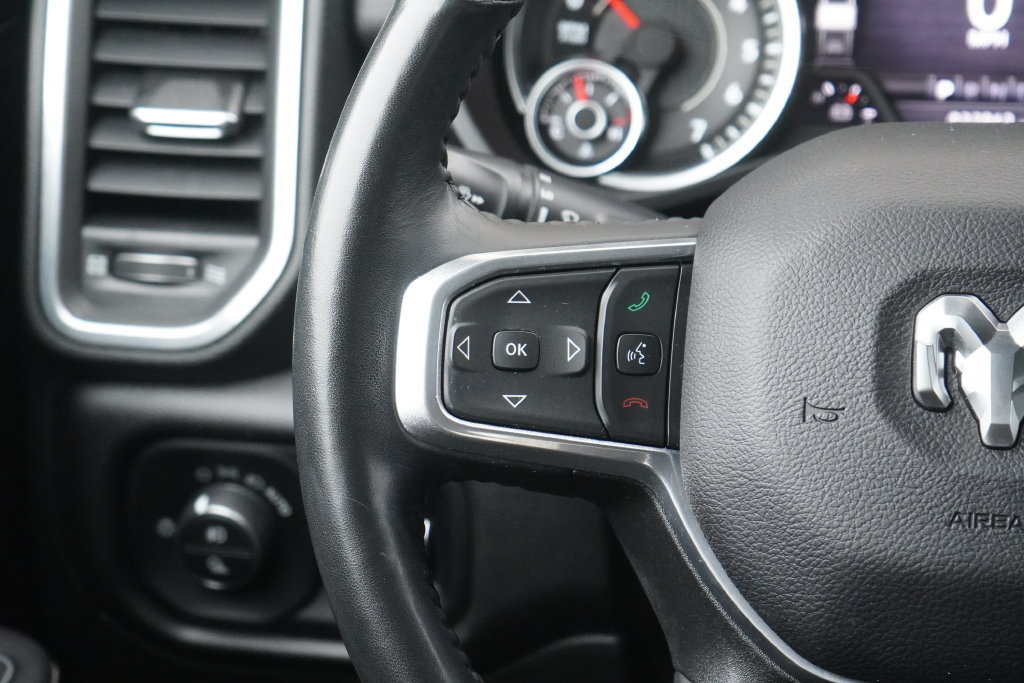Used 2023 RAM 1500 Laramie AWD/4WD image 15