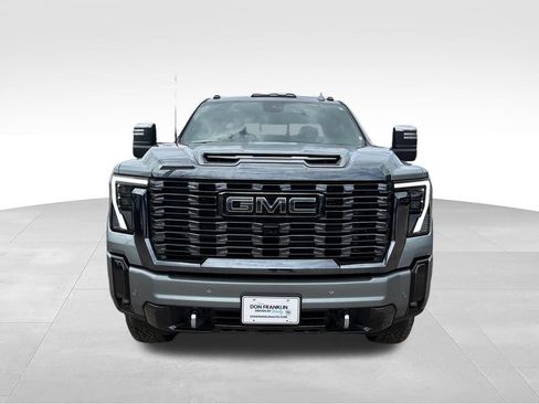 Used 2024 GMC Sierra 2500 Denali Ultimate AWD/4WD image 8