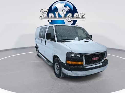Used 2023 GMC Savana 2500 w/ Driver Convenience Package image 3