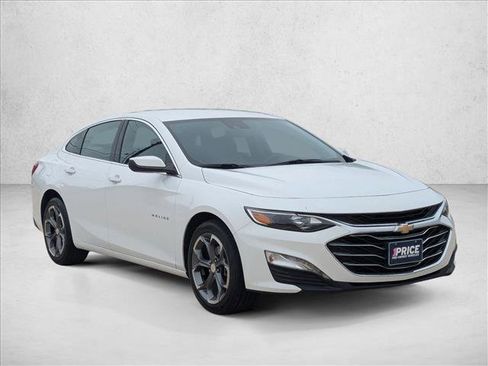 Used 2024 Chevrolet Malibu LT FWD image 3