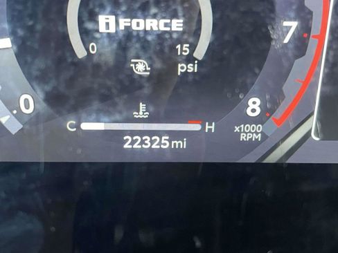 Used 2024 Toyota Tacoma TRD Off-Road image 33