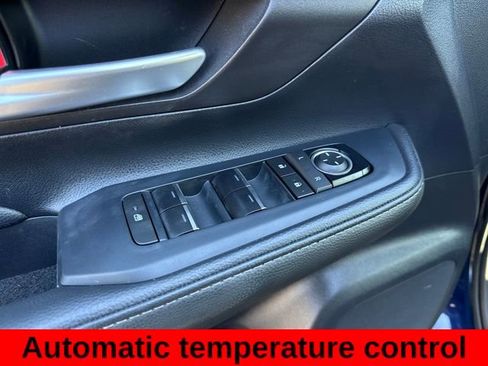 Used 2024 Toyota Grand Highlander XLE image 14