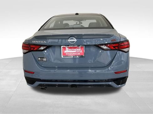 Used 2024 Nissan Sentra SR w/ SR Premium Package image 11
