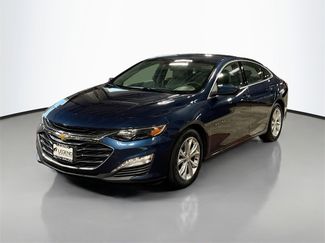 Used 2021 Chevrolet Malibu LT image 1