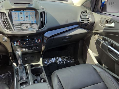 Used 2017 Ford Escape Titanium w/ Equipment Group 301A AWD/4WD image 14
