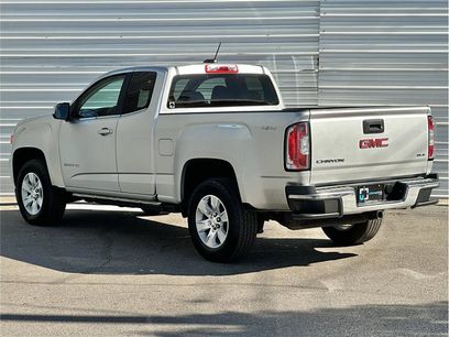 Used 2015 GMC Canyon SLE