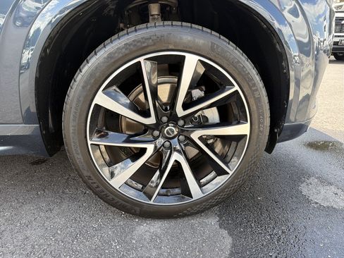 Used 2020 Volvo XC90 T6 Momentum w/ Protection Package Premier AWD/4WD image 13