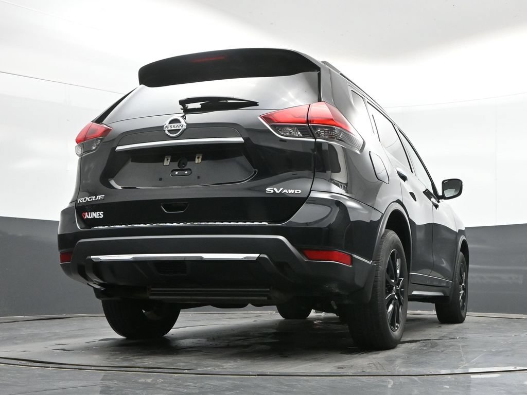 Used 2017 Nissan Rogue SV w/ Midnight Edition AWD/4WD image 26