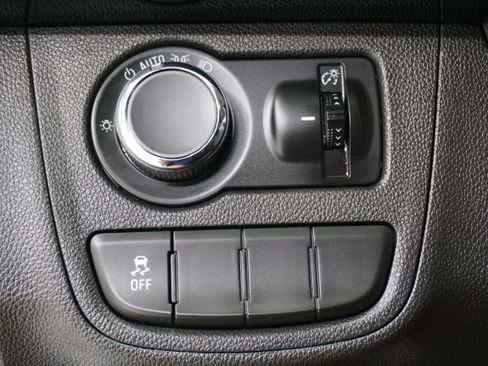 Used 2019 Chevrolet Spark LT image 19