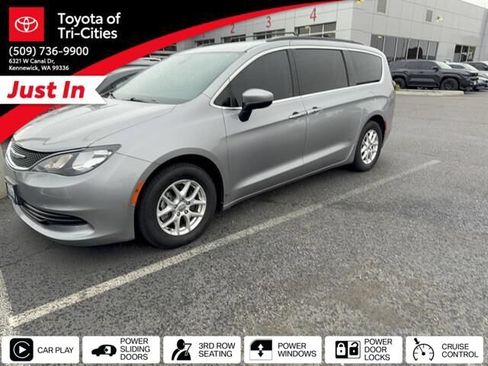 Used 2020 Chrysler Voyager Lxi FWD image 1