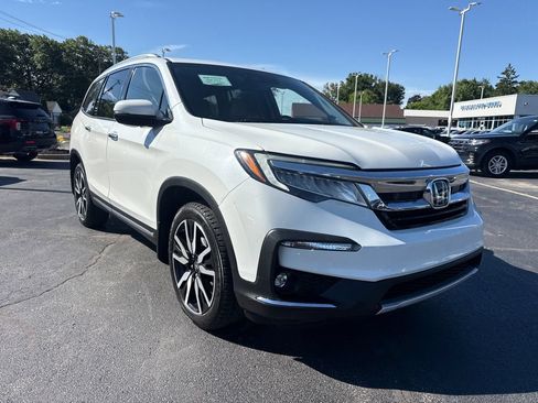 Used 2020 Honda Pilot Elite image 4