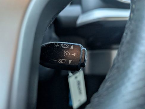 Used 2016 Toyota Tacoma 2WD Double Cab image 14