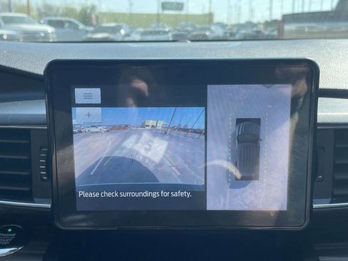 Used 2020 Ford Explorer Limited image 20