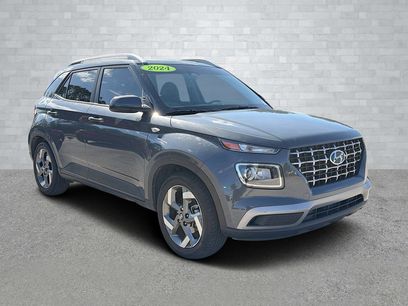 Used 2024 Hyundai Venue SEL