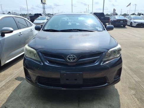 Used 2012 Toyota Corolla LE FWD image 3