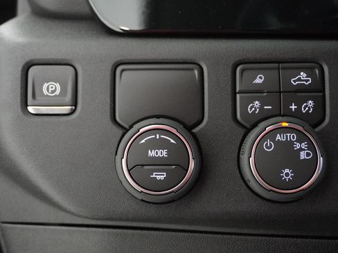 New 2026 Chevrolet Silverado 1500 LT image 17