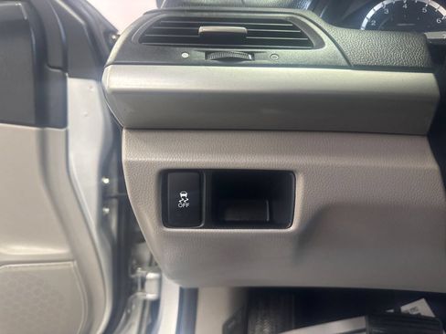 Used 2012 Honda Accord LX image 11